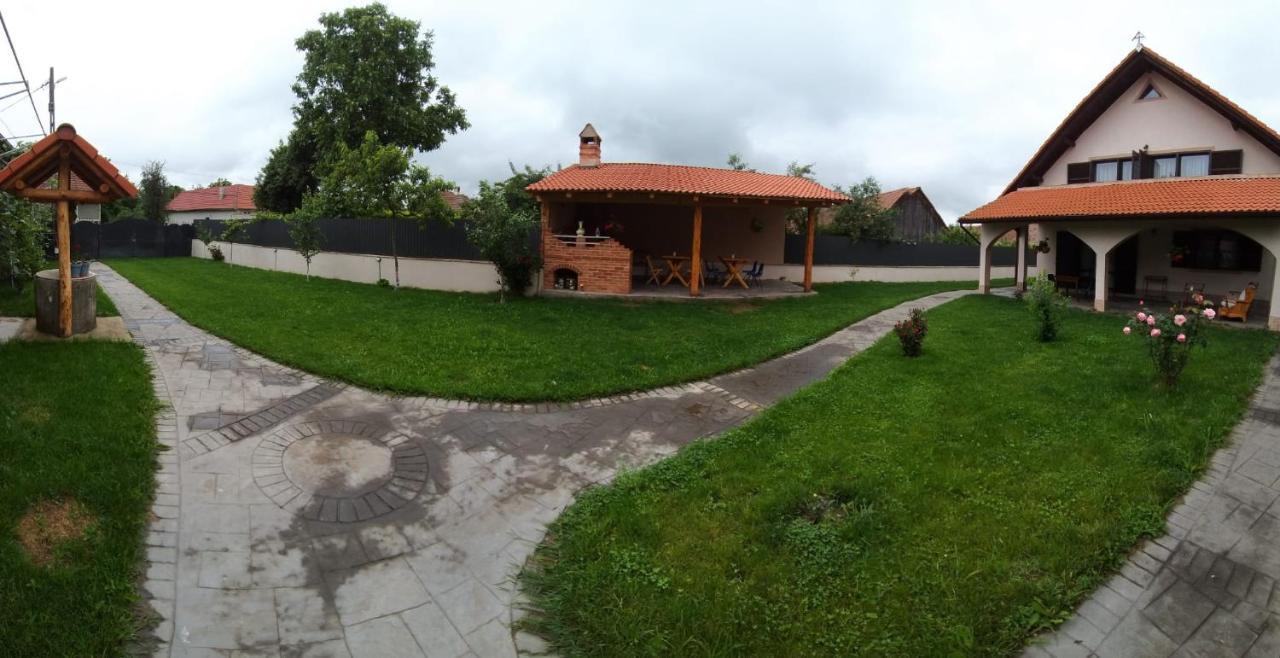 Pensiunea Simona Sîmbăta de Sus Exteriör bild